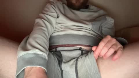 Snapshot of thatoneguyyoumayknow5 chatting on March 7, 8:13 am thatoneguyyoumayknow5 online show from March 7, 8:13 am