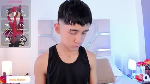 Thayler  online show from November 29, 11:13 am