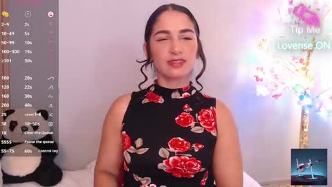 Snapshot of thayssa_ross chatting on May 20, 2:56 pm THAYSSA ROSS online show from May 20, 2:56 pm