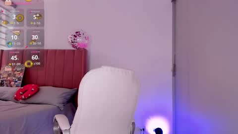 nina mirley online show from December 17, 5:15 pm