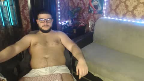 Snapshot of the_avengersgth chatting on November 21, 1:15 am thor lord online show from November 21, 1:15 am