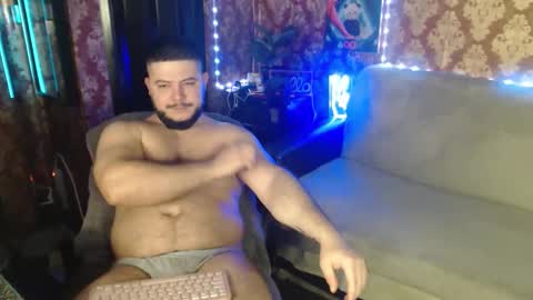 Snapshot of the_avengersgth chatting on November 23, 12:32 am thor lord online show from November 23, 12:32 am