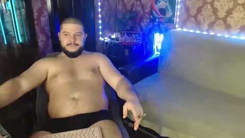 Snapshot of the_avengersgth chatting on December 5, 12:41 am thor lord online show from December 5, 12:41 am