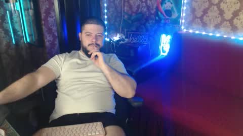 Snapshot of the_avengersgth chatting on December 17, 1:11 am thor lord online show from December 17, 1:11 am