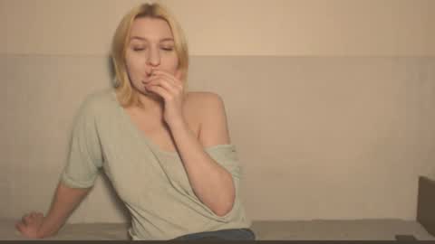 Eva online show from October 18, 10:32 pm