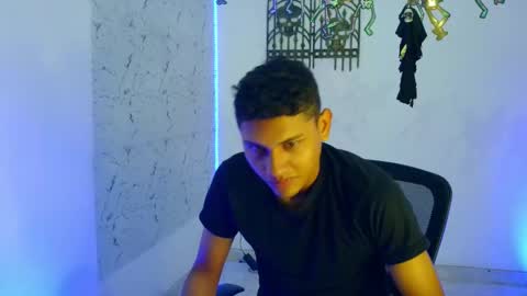 Sean OPry   online show from October 26, 2:23 pm