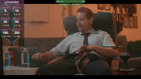 Snapshot of the_dilf chatting on March 24, 6:35 pm The DILF - online show from March 24, 6:35 pm