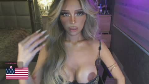 Snapshot of the_enchantressxx chatting on May 29, 1:31 pm nabi butterfly online show from May 29, 1:31 pm