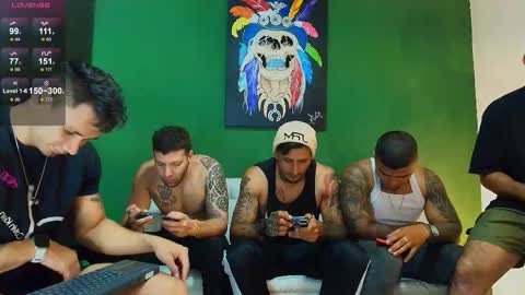 SCOTT  THEO  KAMERON  GENDERSON online show from October 29, 2:36 am