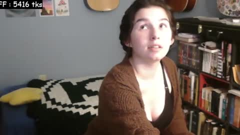 Snapshot of the_happy_space chatting on January 11, 3:23 am MATERNITY LEAVE online show from January 11, 3:23 am