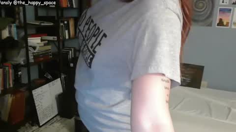 Snapshot of the_happy_space chatting on March 3, 9:22 am MATERNITY LEAVE online show from March 3, 9:22 am