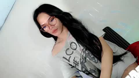 the_horny_bella online show from April 27, 11:52 am