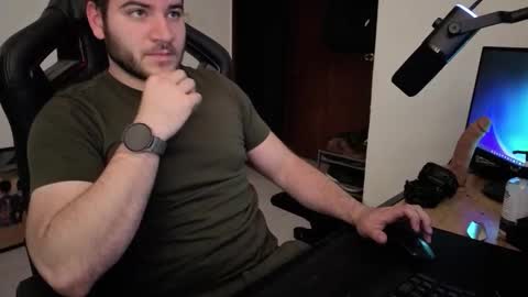 Snapshot of the_king74 chatting on November 9, 12:53 am the_king74 online show from November 9, 12:53 am