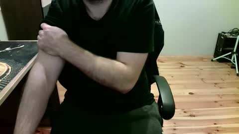 Stephan 34  Cassandra 25 online show from December 14, 6:23 pm