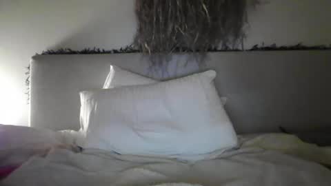 Snapshot of the_orcadian chatting on February 3, 12:04 am bigdick online show from February 3, 12:04 am