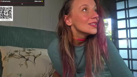 Snapshot of the_pussy_boulevard chatting on April 10, 8:35 pm Anna online show from April 10, 8:35 pm
