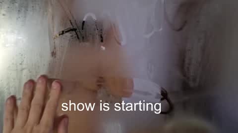 Snapshot of the_pussy_boulevard chatting on May 9, 1:22 am Anna online show from May 9, 1:22 am
