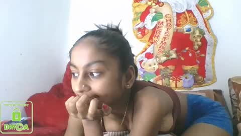 Snapshot of the_right_girl chatting on December 28, 12:35 pm Suzan Sexy online show from December 28, 12:35 pm