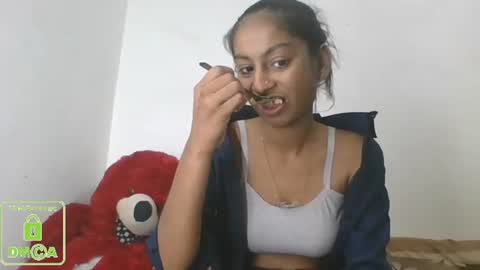 Snapshot of the_right_girl chatting on January 9, 11:14 am Suzan Sexy online show from January 9, 11:14 am