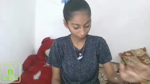 Snapshot of the_right_girl chatting on January 11, 4:48 am Suzan Sexy online show from January 11, 4:48 am