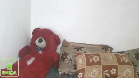 Snapshot of the_right_girl chatting on January 11, 7:49 am Suzan Sexy online show from January 11, 7:49 am