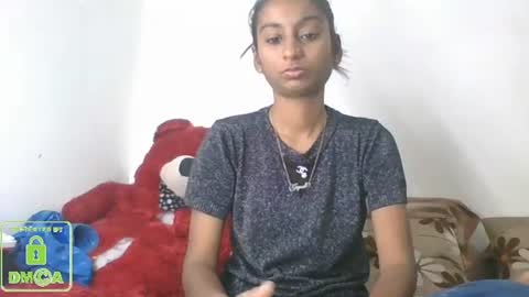 Snapshot of the_right_girl chatting on January 12, 10:56 am Suzan Sexy online show from January 12, 10:56 am