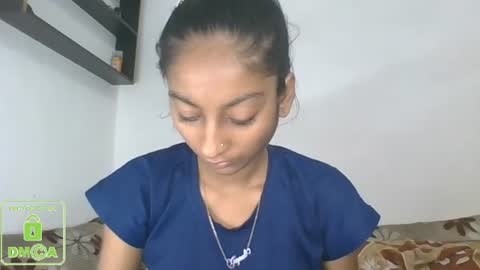 Snapshot of the_right_girl chatting on February 16, 6:21 am Suzan Sexy online show from February 16, 6:21 am