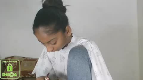 Snapshot of the_right_girl chatting on February 17, 7:37 am Suzan Sexy online show from February 17, 7:37 am