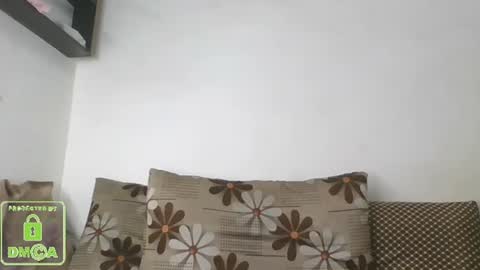 Snapshot of the_right_girl chatting on March 8, 7:16 am Suzan Sexy online show from March 8, 7:16 am