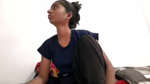 Snapshot of the_right_girl chatting on September 16, 5:19 am Suzan Sexy online show from September 16, 5:19 am