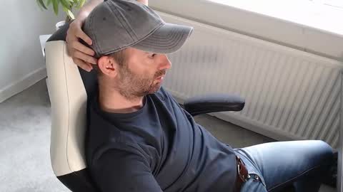 the_sensual_masturwait online show from October 1, 9:37 am