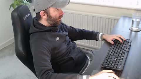 the_sensual_masturwait online show from November 26, 8:15 am