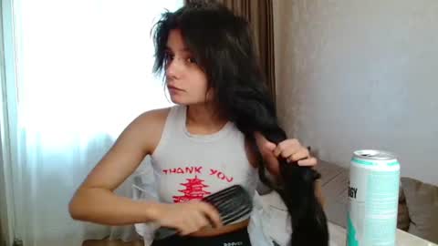 Snapshot of the_slutty_fox chatting on July 1, 9:11 am the_slutty_fox online show from July 1, 9:11 am