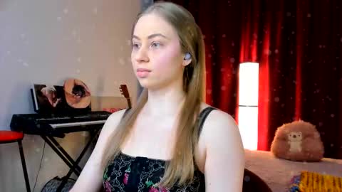 Ally    STREAMING ON TWITCH NOW Check my Twitter for updates online show from January 14, 7:14 am