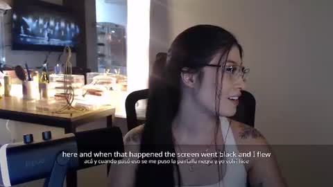 Snapshot of theapearl chatting on July 1, 8:52 pm theapearl online show from July 1, 8:52 pm