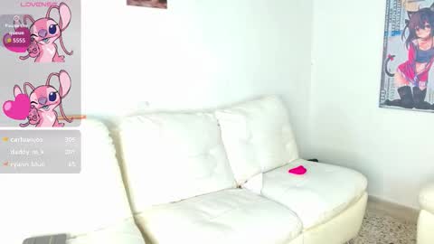 Snapshot of thebadwolf818 chatting on November 12, 2:06 pm thebadwolf818 online show from November 12, 2:06 pm