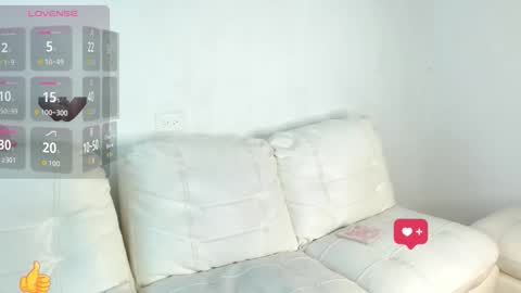 thebadwolf818 online show from November 25, 12:27 pm