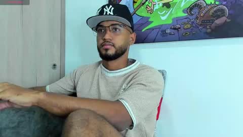 theblack_frank online show from April 26, 11:52 am