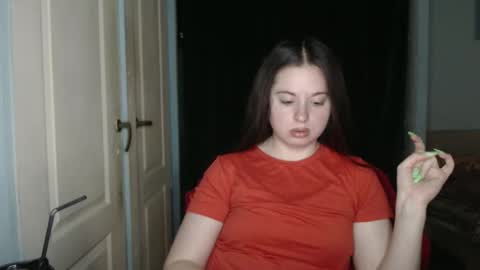 Snapshot of theblackdiamond194588 chatting on June 1, 2:19 pm raissa online show from June 1, 2:19 pm