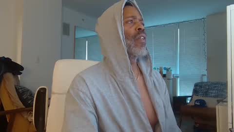 Snapshot of theblacklordmaster chatting on January 13, 5:44 pm theblacklordmaster online show from January 13, 5:44 pm