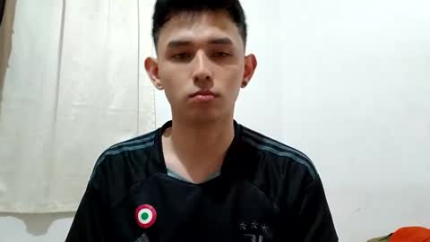 thebluesky_18 online show from November 24, 7:19 am