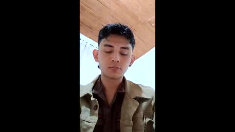 thebluesky_18 online show from December 16, 11:43 pm