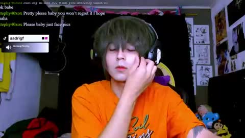 thebluesky_18 online show from July 4, 10:32 am