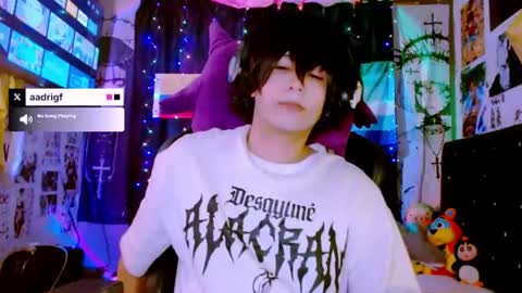 thebluesky_18 online show from July 18, 12:31 pm