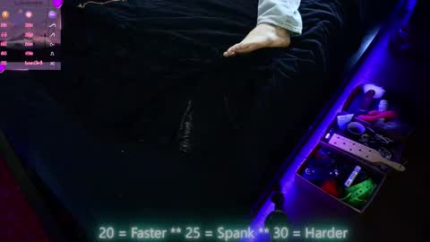 Thatcarrguyy online show from October 15, 11:05 pm