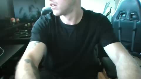 Snapshot of thecock431 chatting on September 29, 1:05 pm thecock431 online show from September 29, 1:05 pm