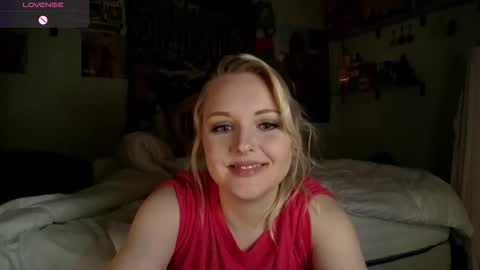 Kassandra Grant online show from April 25, 4:15 am