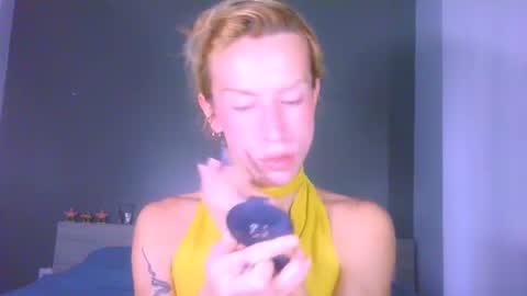 Snapshot of thedollxxxperience chatting on June 22, 11:46 pm Yolanda online show from June 22, 11:46 pm