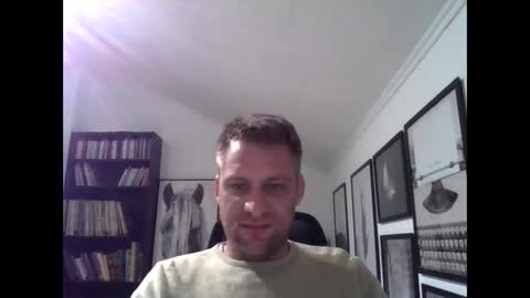 Snapshot of thedon2123 chatting on September 26, 4:55 pm thedon2123 online show from September 26, 4:55 pm