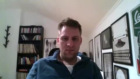 Snapshot of thedon2123 chatting on February 16, 3:52 pm thedon2123 online show from February 16, 3:52 pm